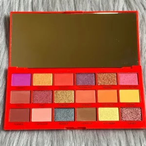 Chili  palette by Revolution
